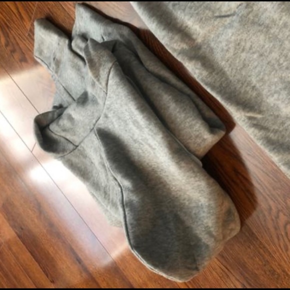 Classic Grey Sweatsuit Set - Picture 3 of 4